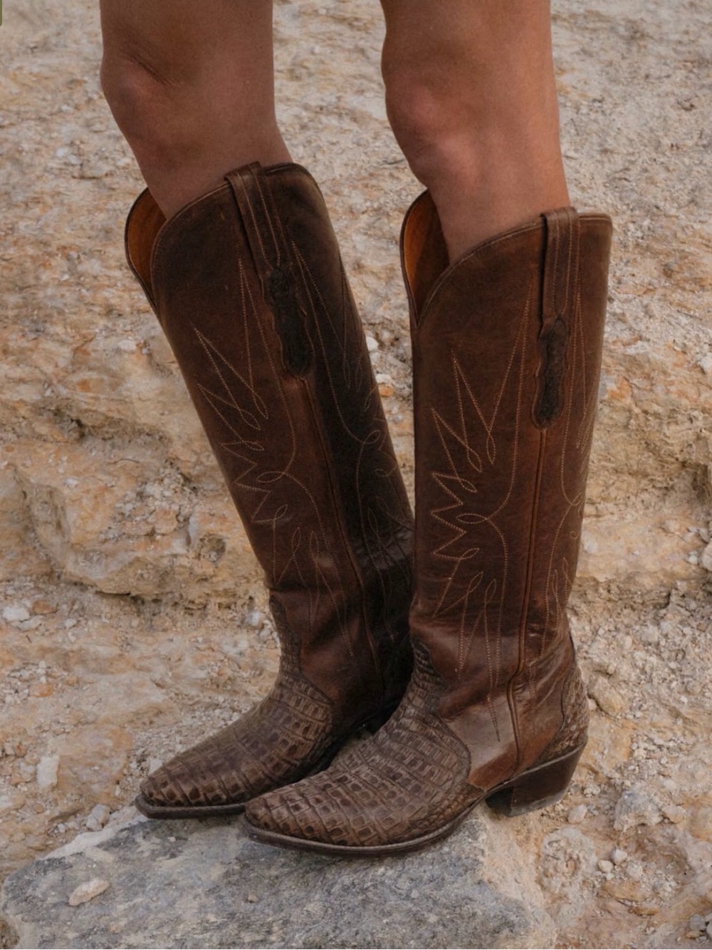 Tecovas | Loretta Truffle Caiman Exotic Boots | Size 12 - SOLD OUT 🤎🍂 - Picture 3 of 9